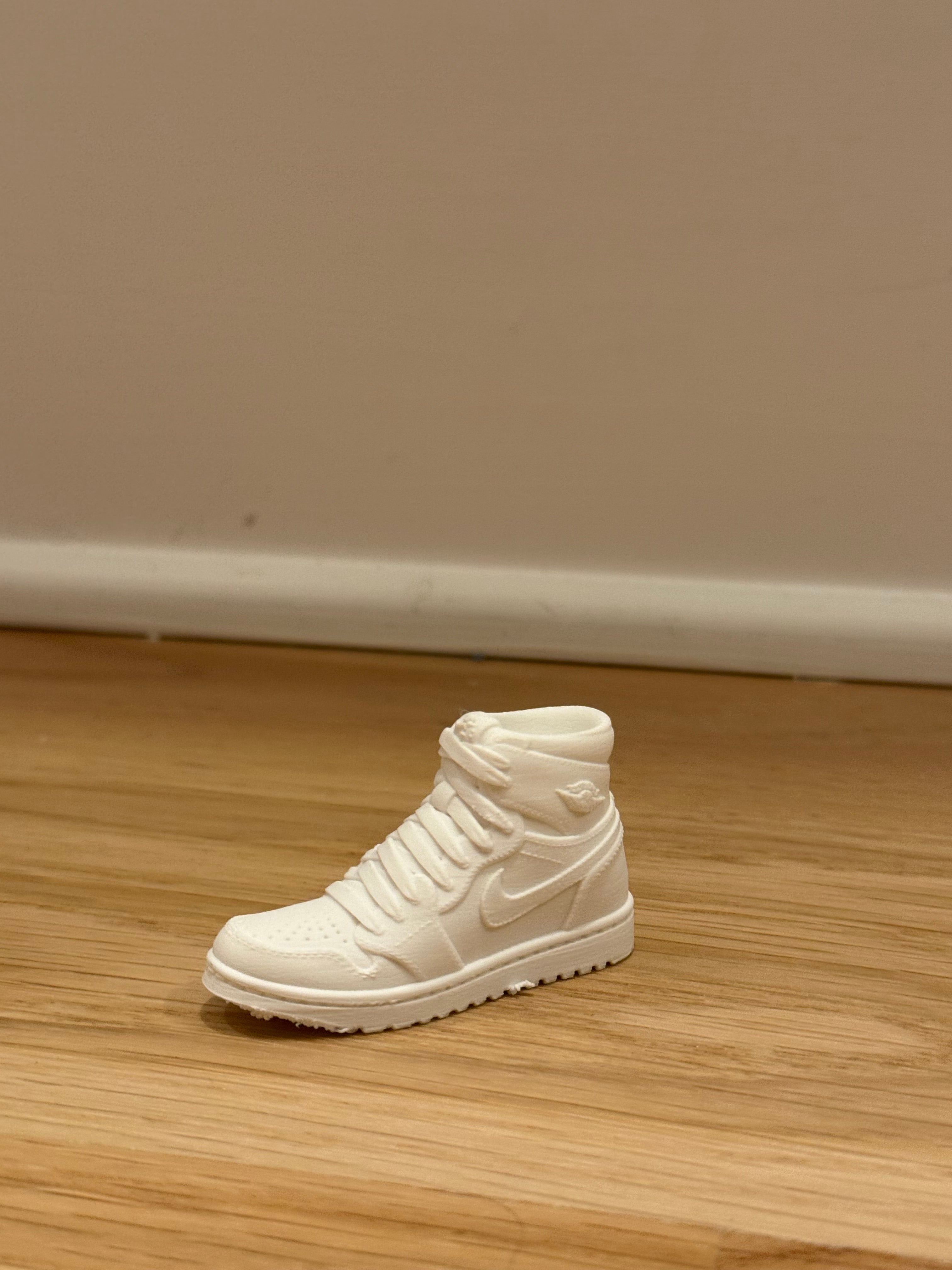 Nike shoes ￼