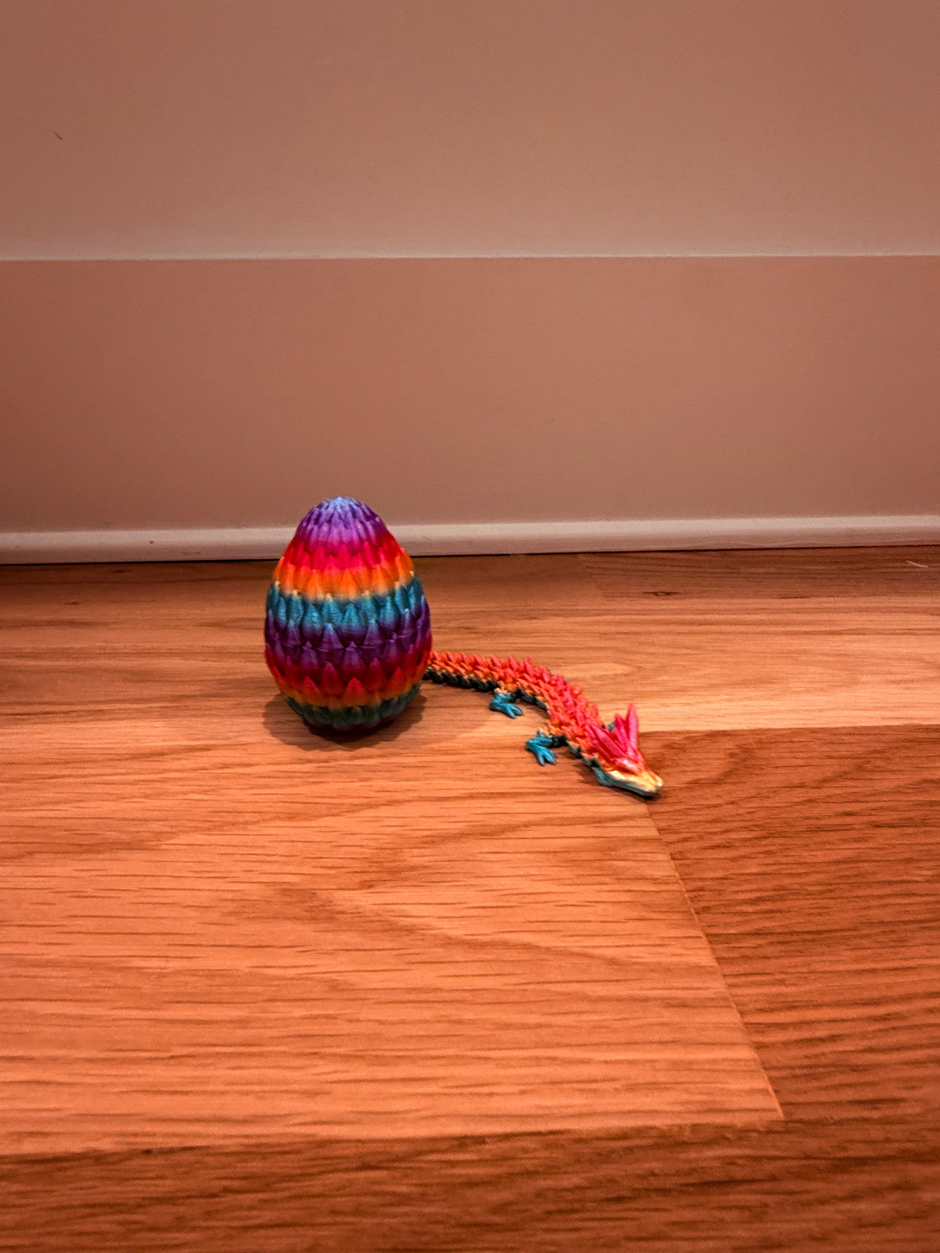 Dragon with Egg ￼