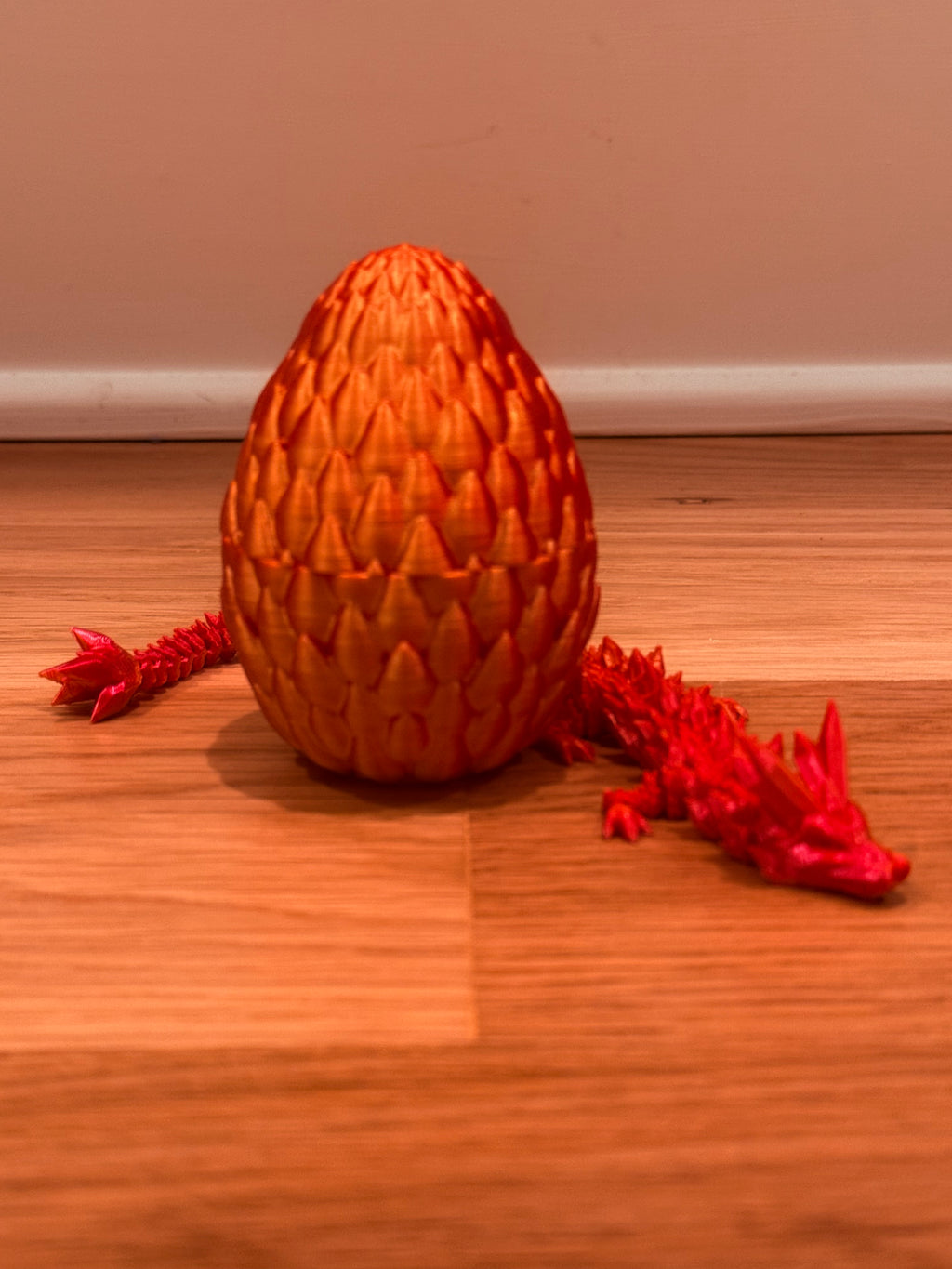 Dragon with Egg ￼